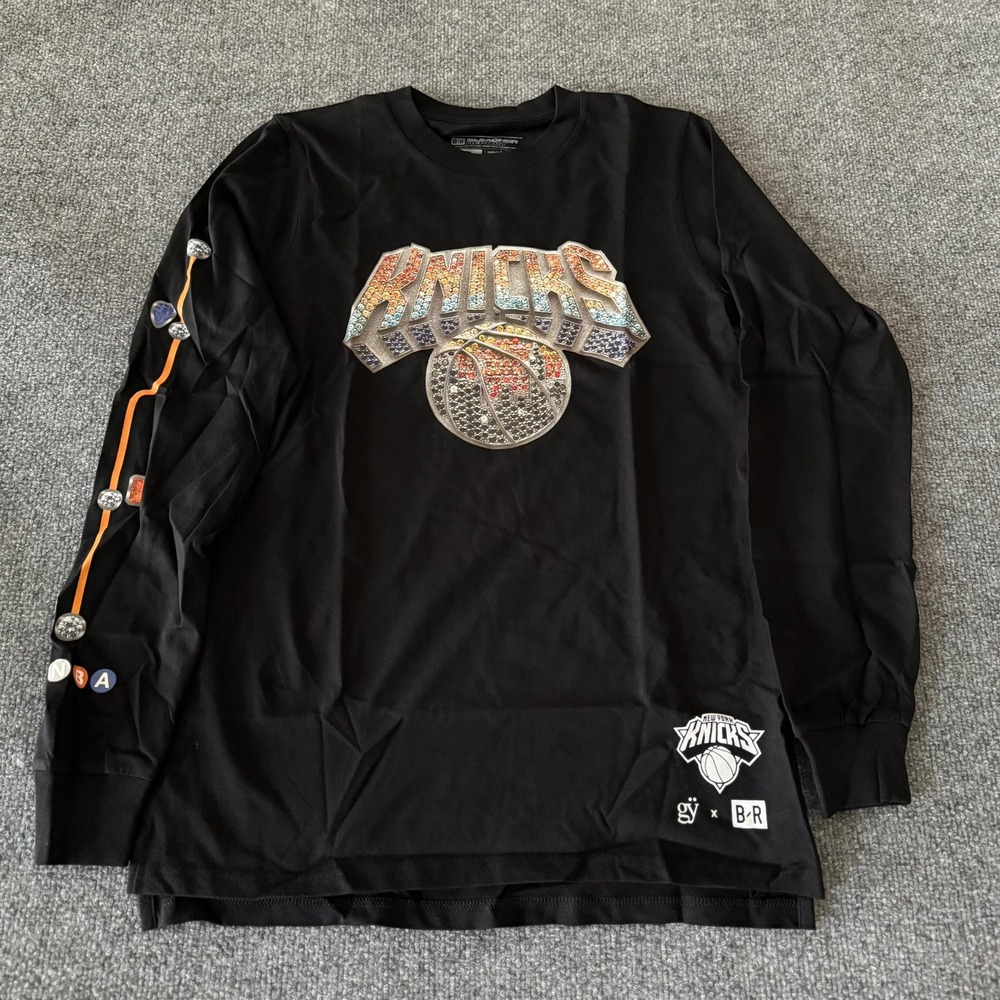 New York Knicks Greg Yuna x B/R NBA 75th Artist Series Long Sleeve Shirt Small